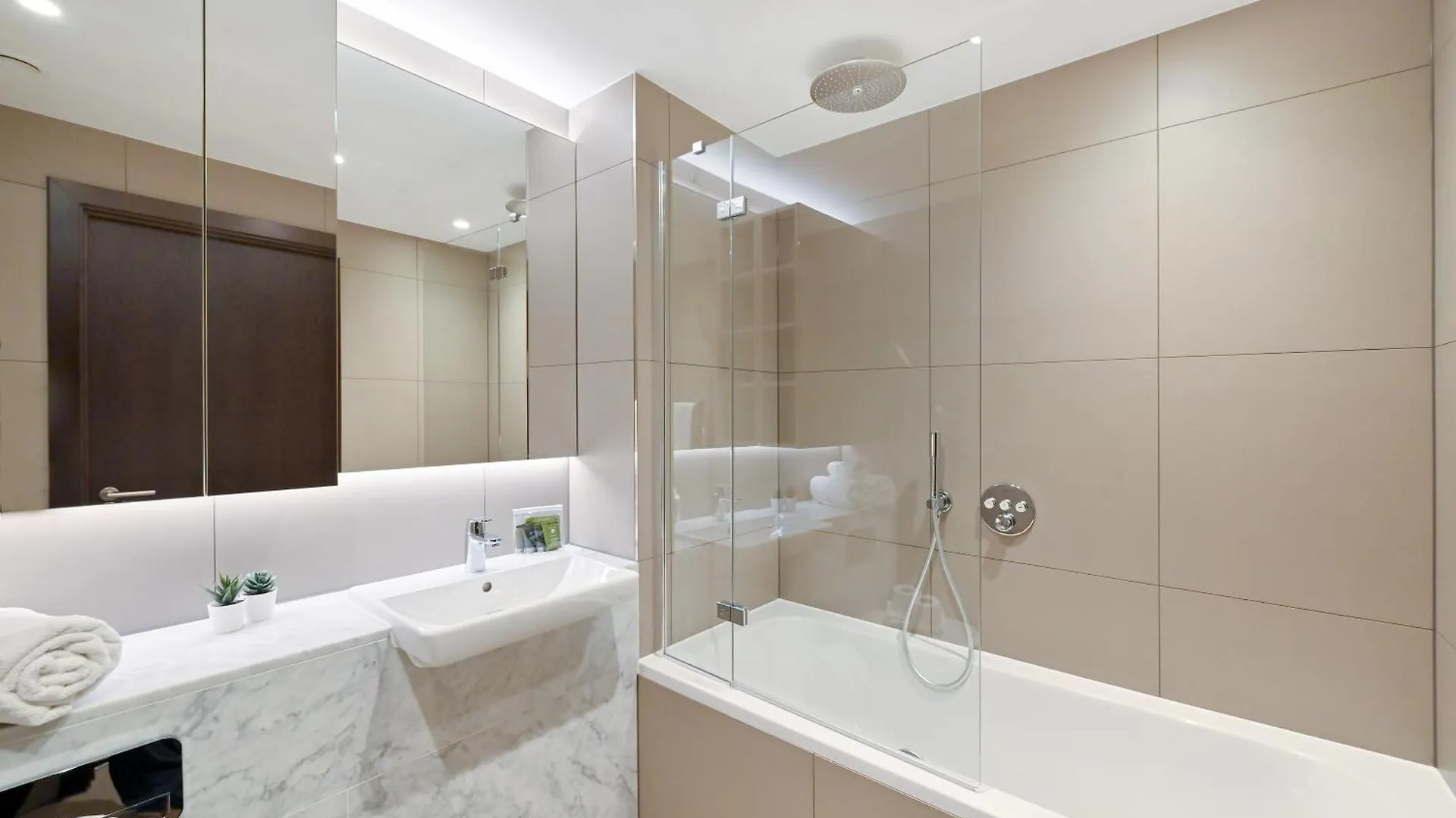 Access Tower Hill Apartment London 0*,  United Kingdom
